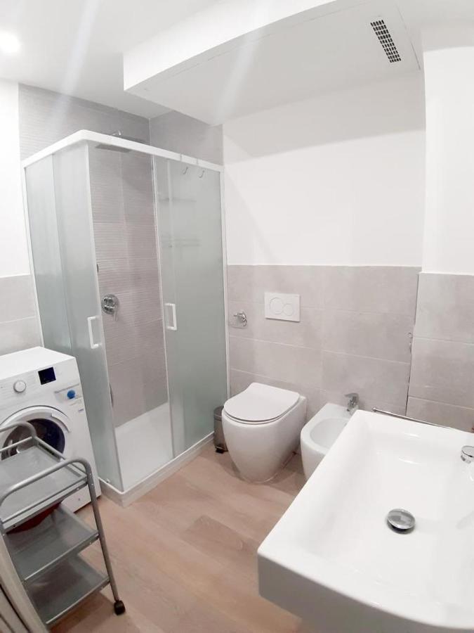 Easy Room Italy มิลาน ภายนอก รูปภาพ